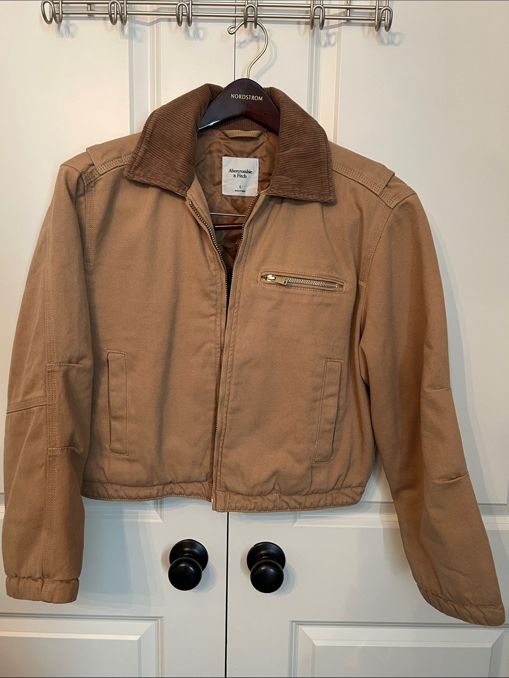 Abercrombie & Fitch Cropped Twill Workwear Tan Jacket - Like New!